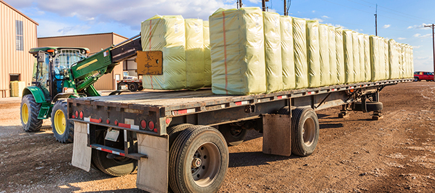 Loading a flatbed trailer