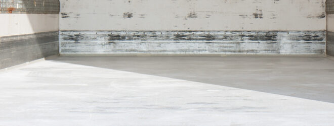 Empty freight compartment of a truck